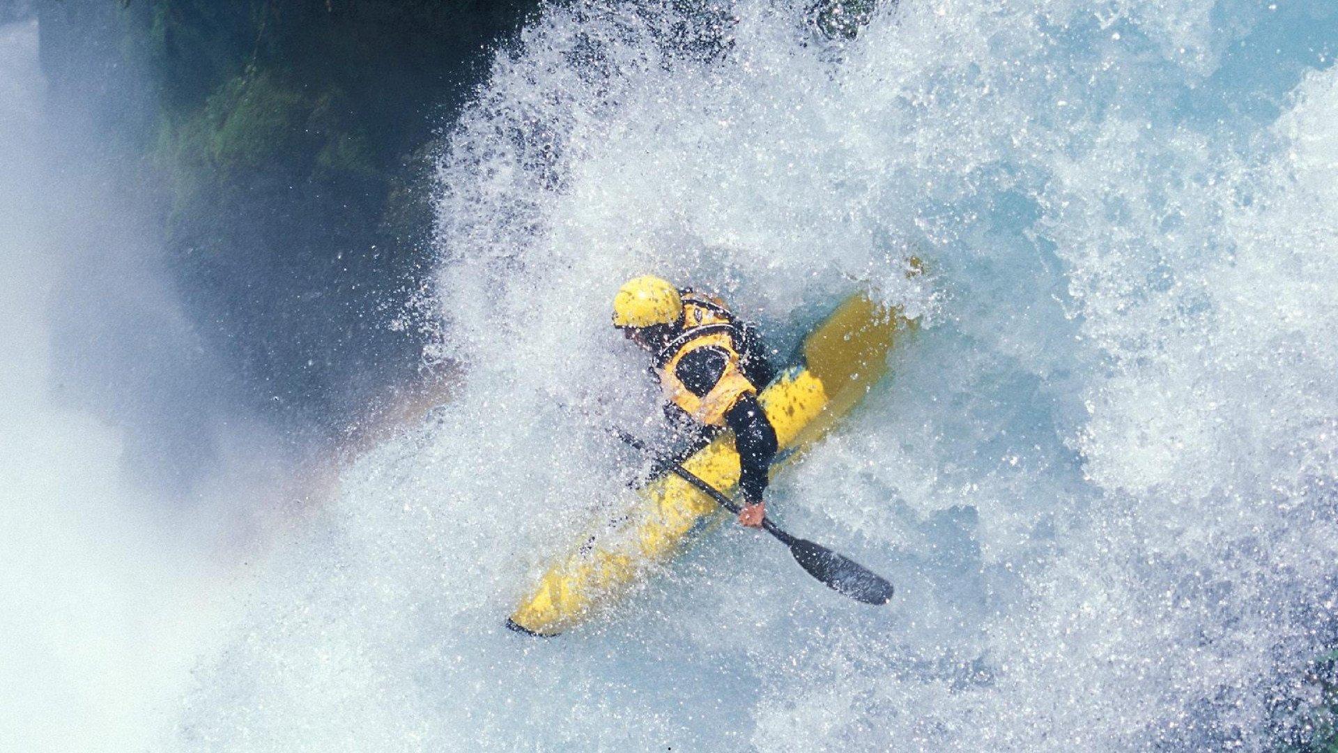 巅峰对决！扣篮大赛新星闪耀，创意与力量引爆全场